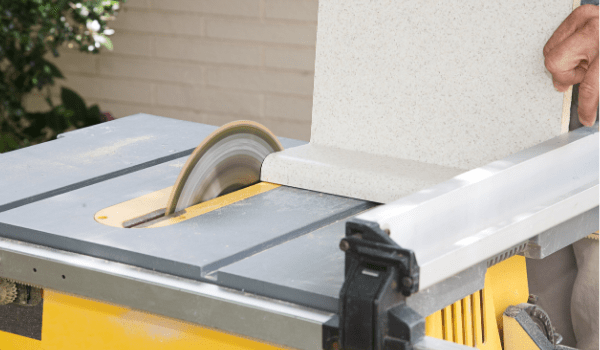 table saw cutting 