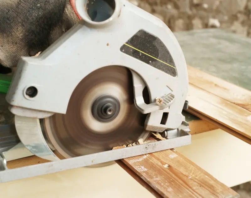 Why Does My Circular Saw Keep Stopping? Some Possible Reasons..