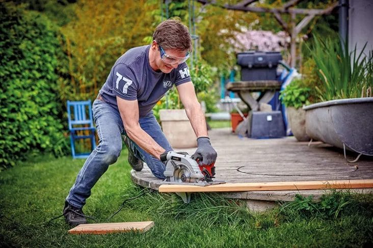 Best Circular Saw For Beginners Compared 2021 Einhell 2