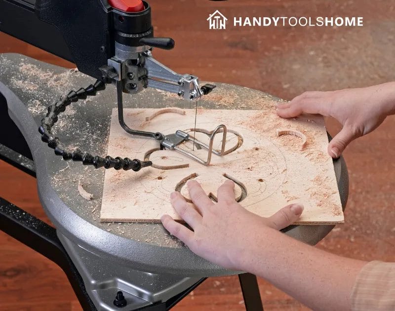 Popular Uses For a Scroll Saw 